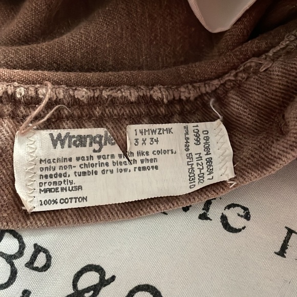 Woman wrangler pants - Picture 2 of 11